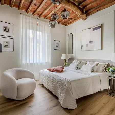 Appartamento Casa Antonello Lucca